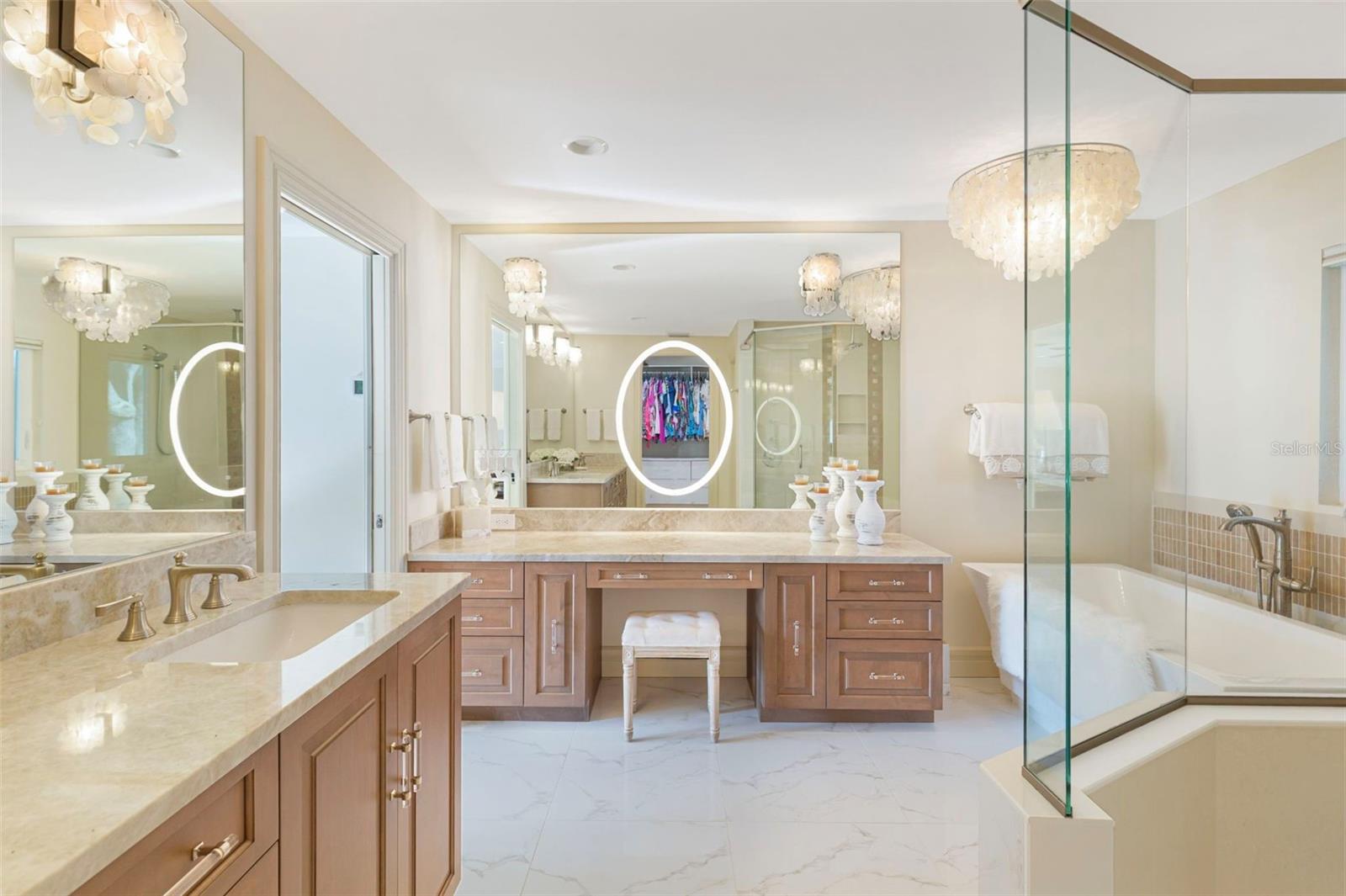 BELLEAIR ESTATES - Residential