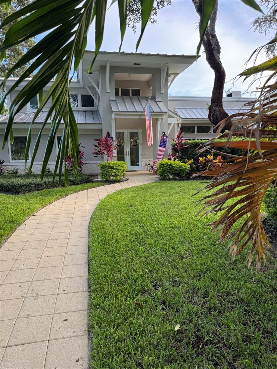 BELLEAIR ESTATES - Residential