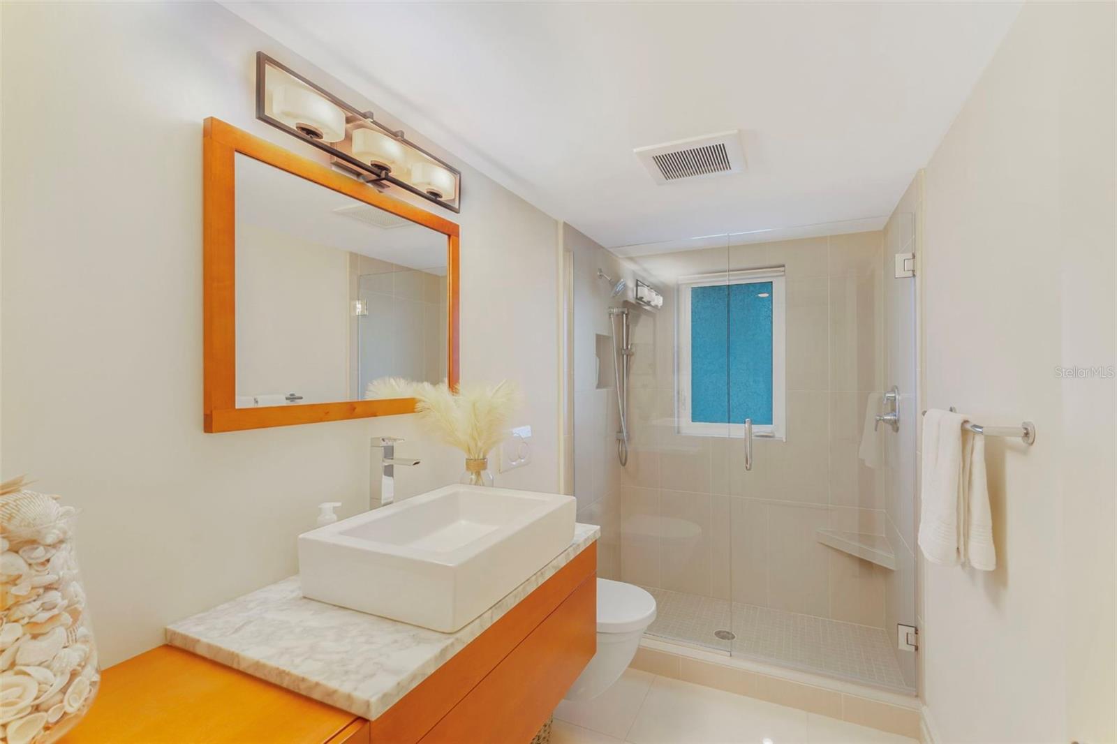 BELLEAIR ESTATES - Residential
