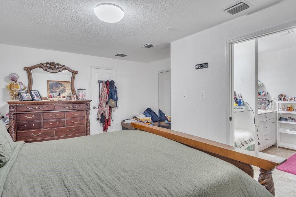 BASSWOOD UN 04 - Residential