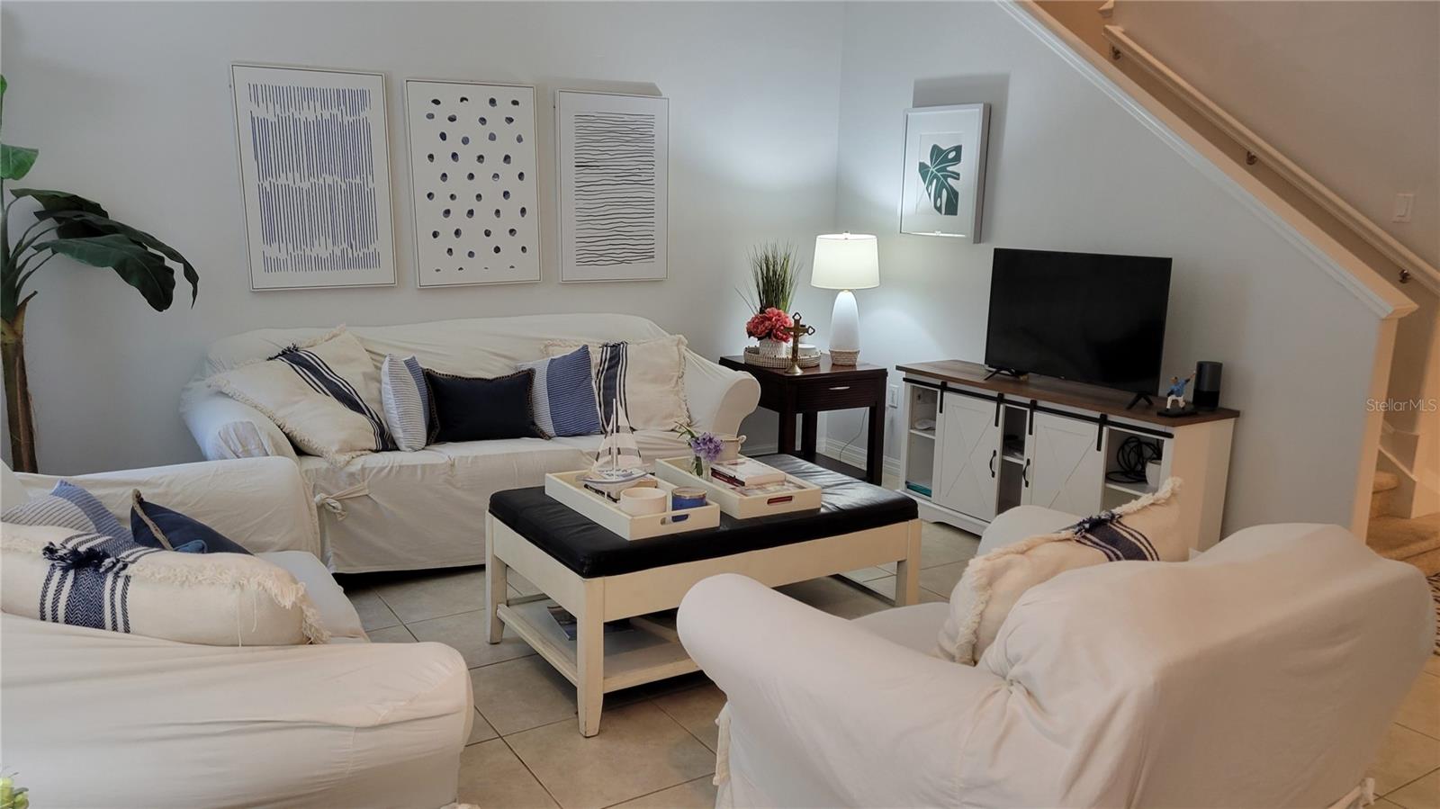 SAN MICHELE AT UNIVERSITY COMMONS - Residential Lease