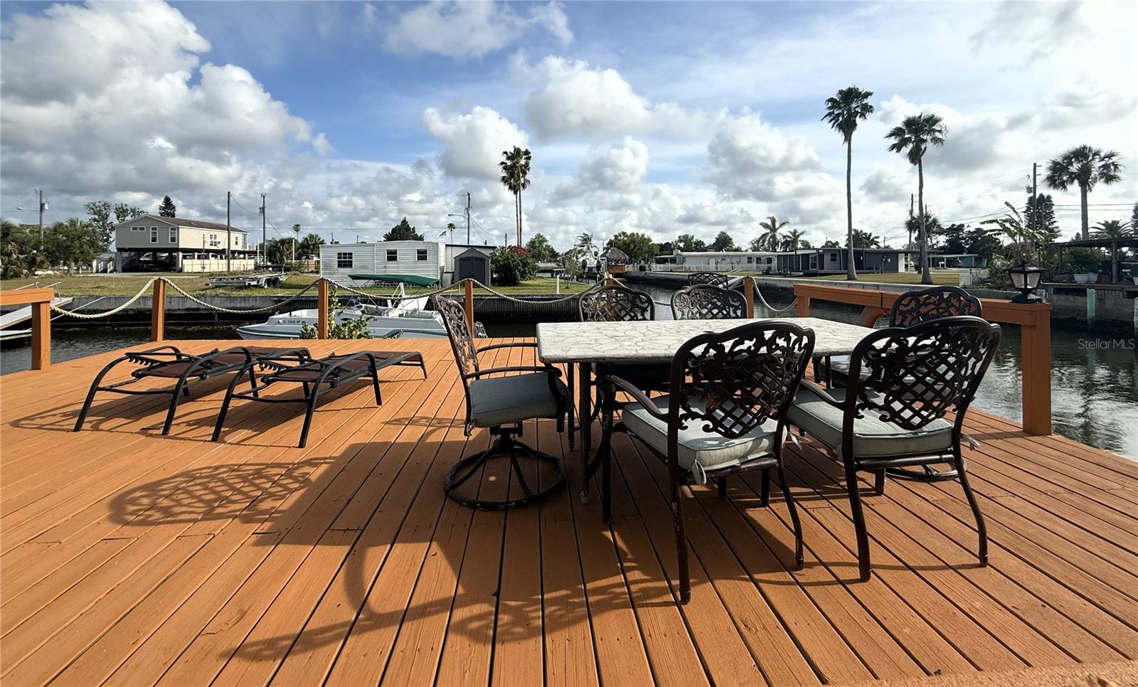 VISTA DEL MAR - Residential