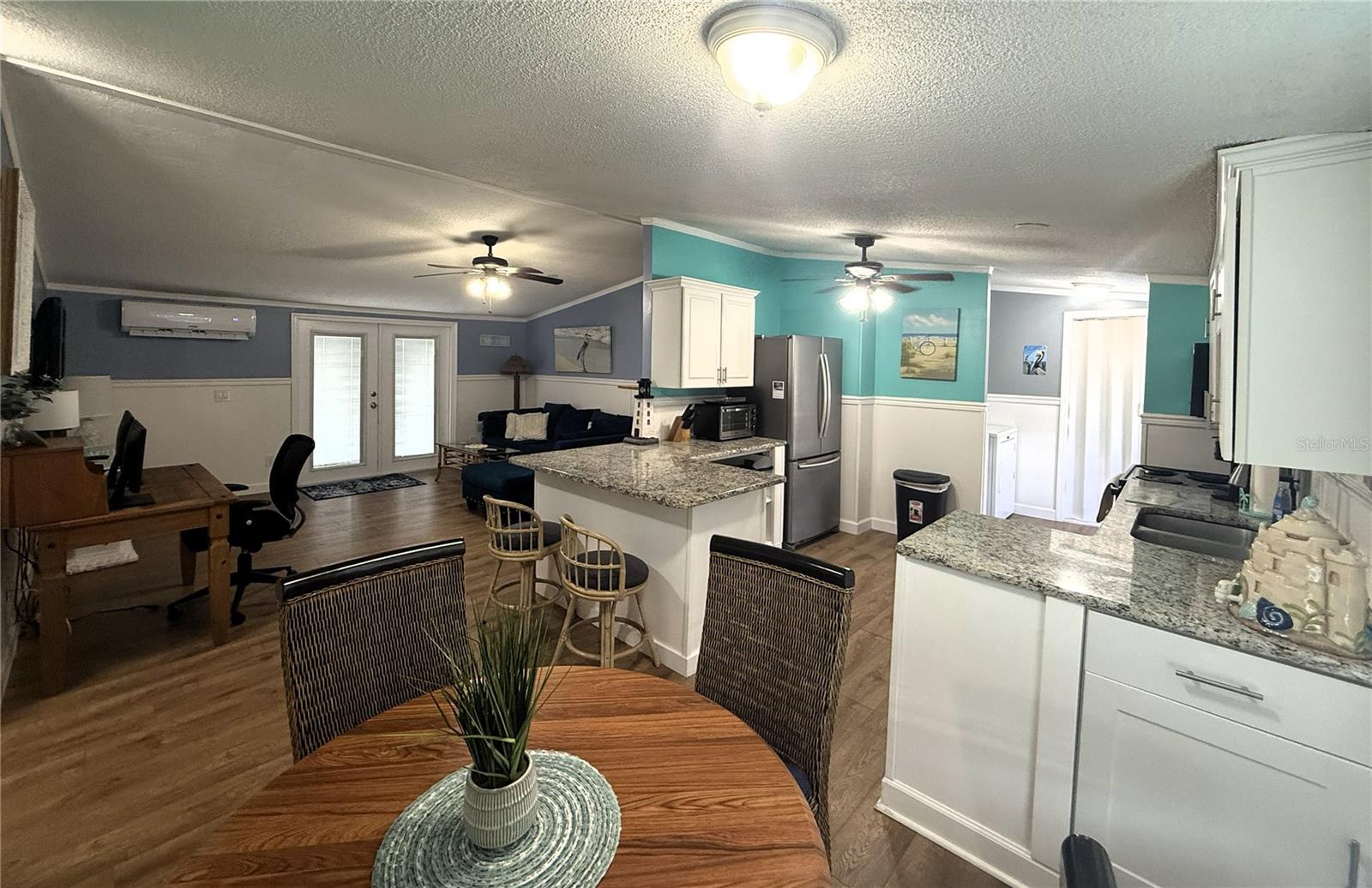 VISTA DEL MAR - Residential
