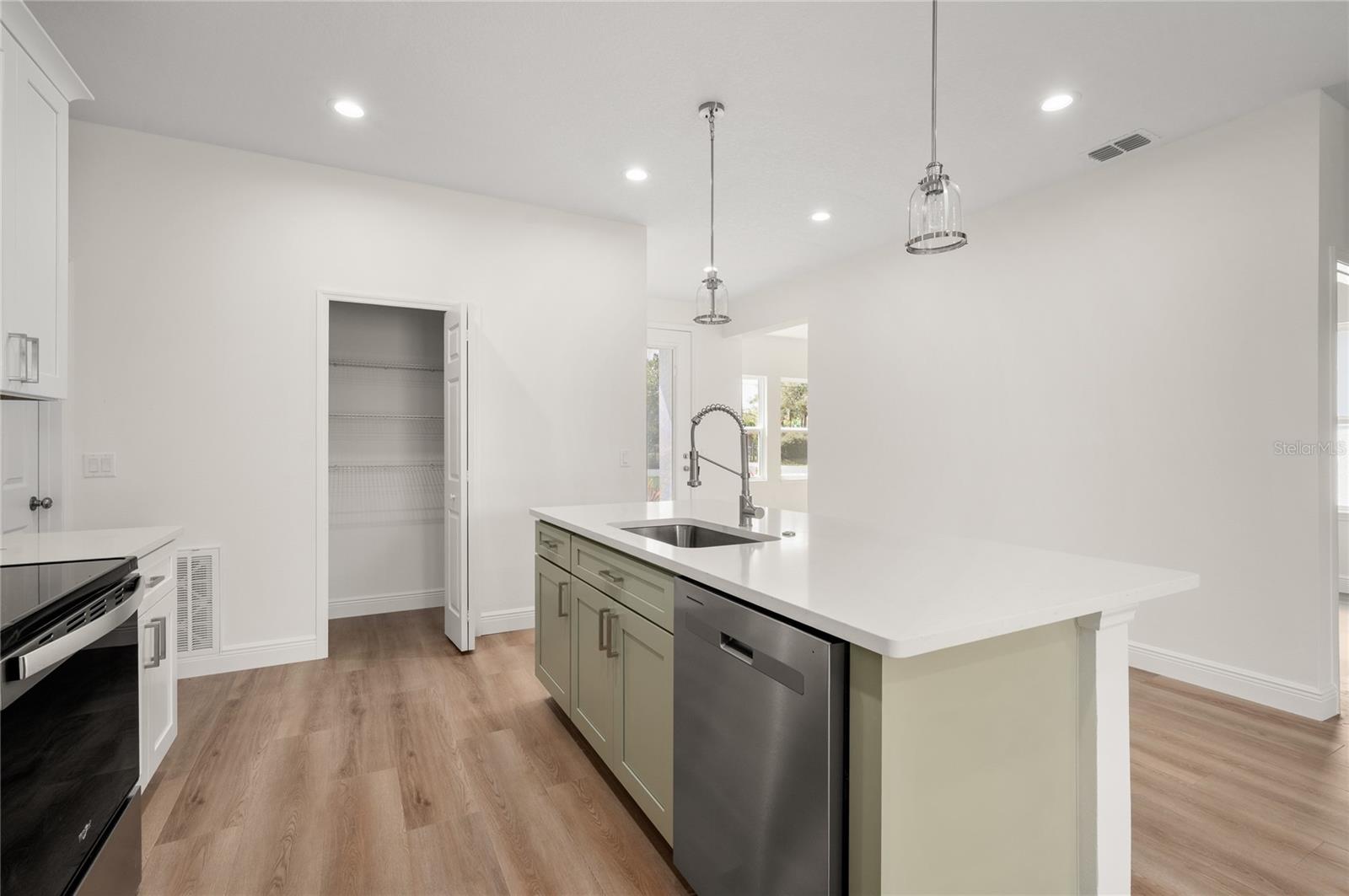 CARNELL 3RD ADD - Residential