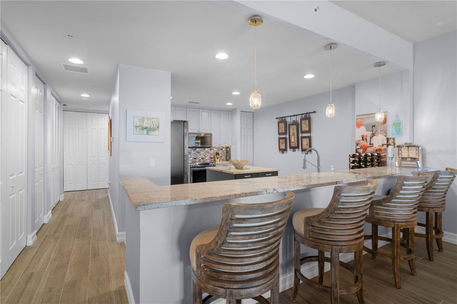 BELLA LAGO/VIVANTE XXI - Residential