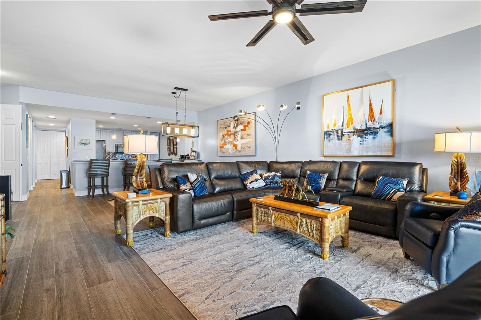 89 VIVANTE BOULEVARD 8943