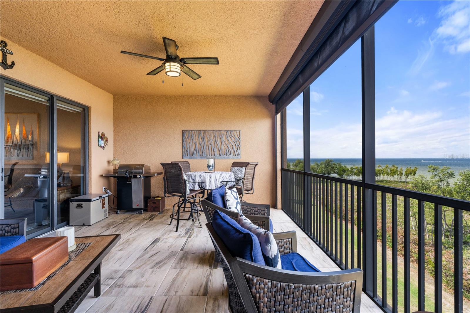 BELLA LAGO/VIVANTE XXI - Residential