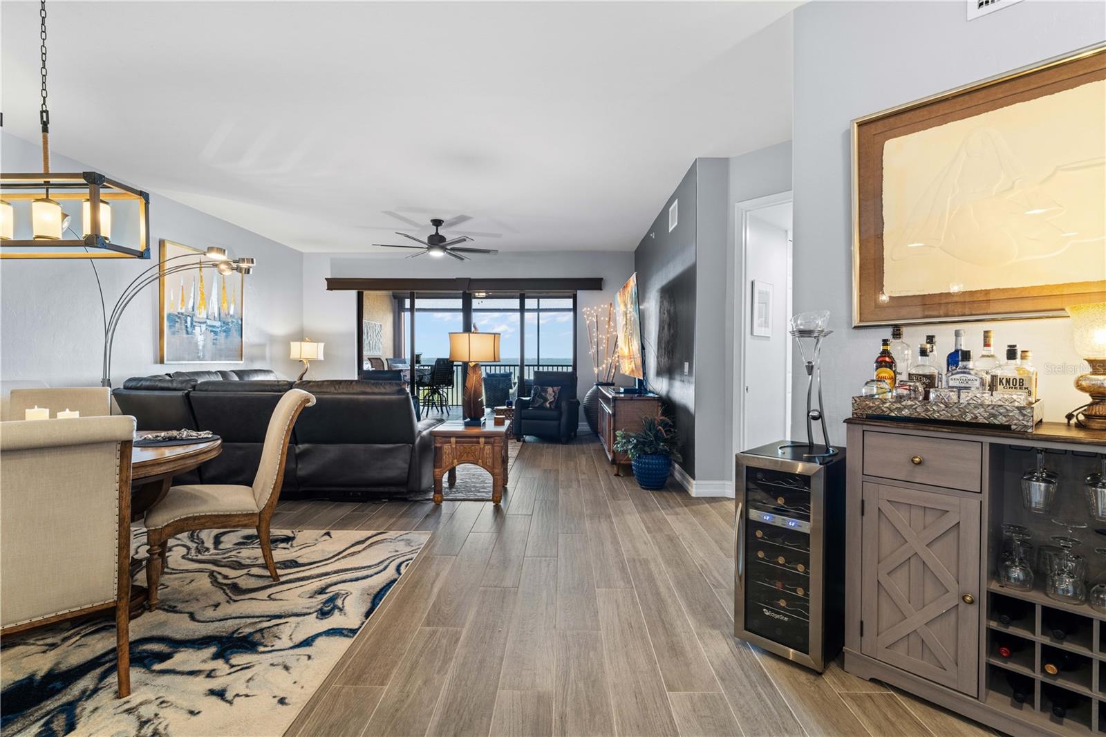 BELLA LAGO/VIVANTE XXI - Residential