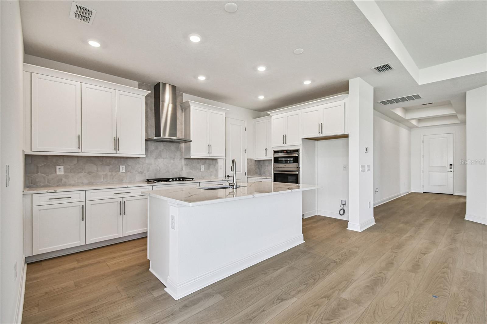 VISTERA PH 1 - Residential