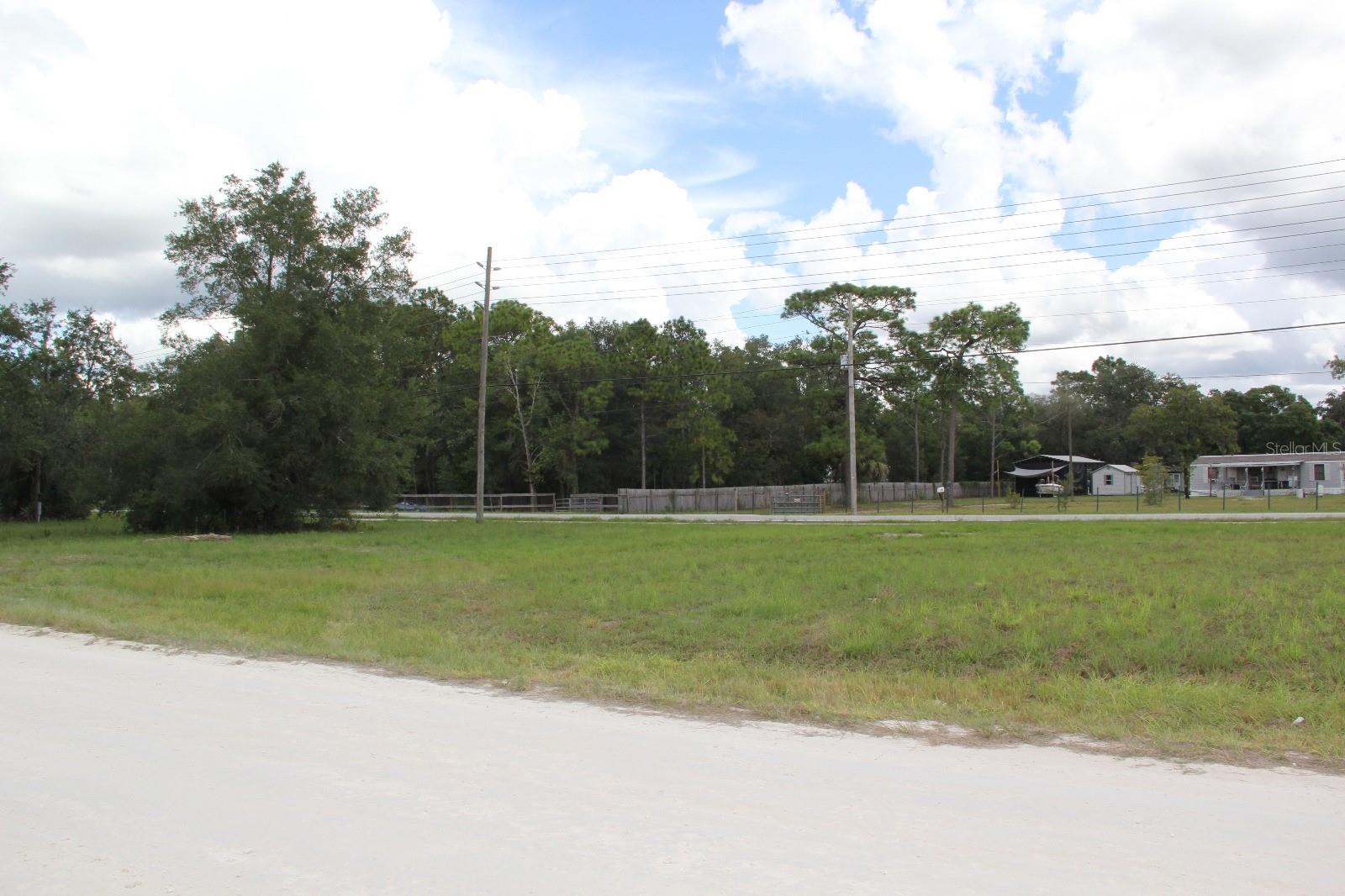 TANGERINE ESTATES - Land