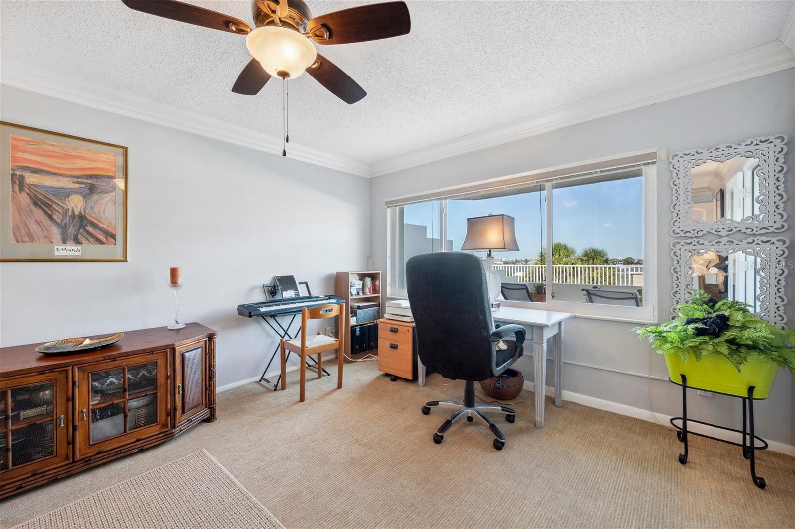 HARBOUR CLUB CONDO 2 - Residential