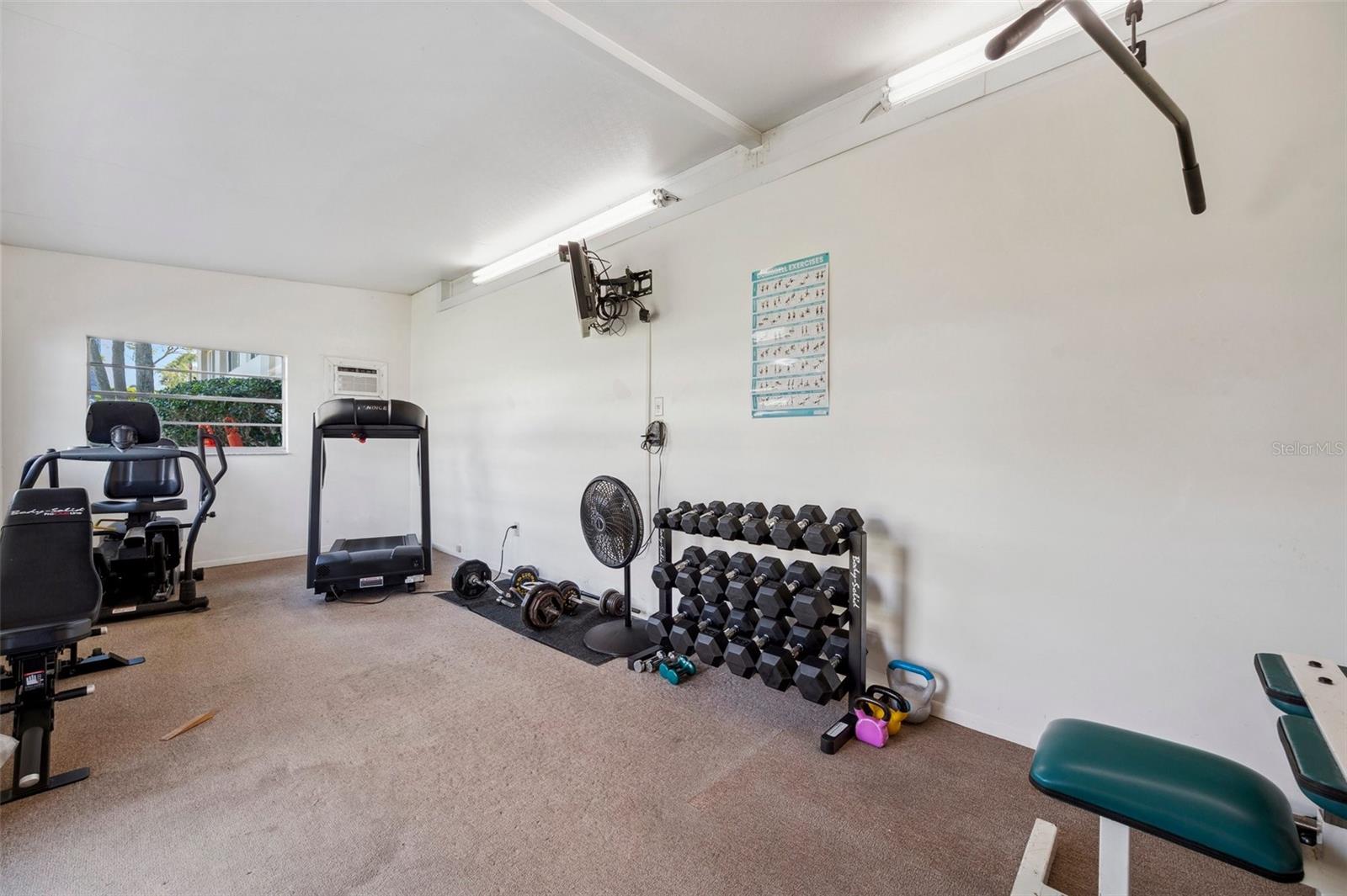 HARBOUR CLUB CONDO 2 - Residential