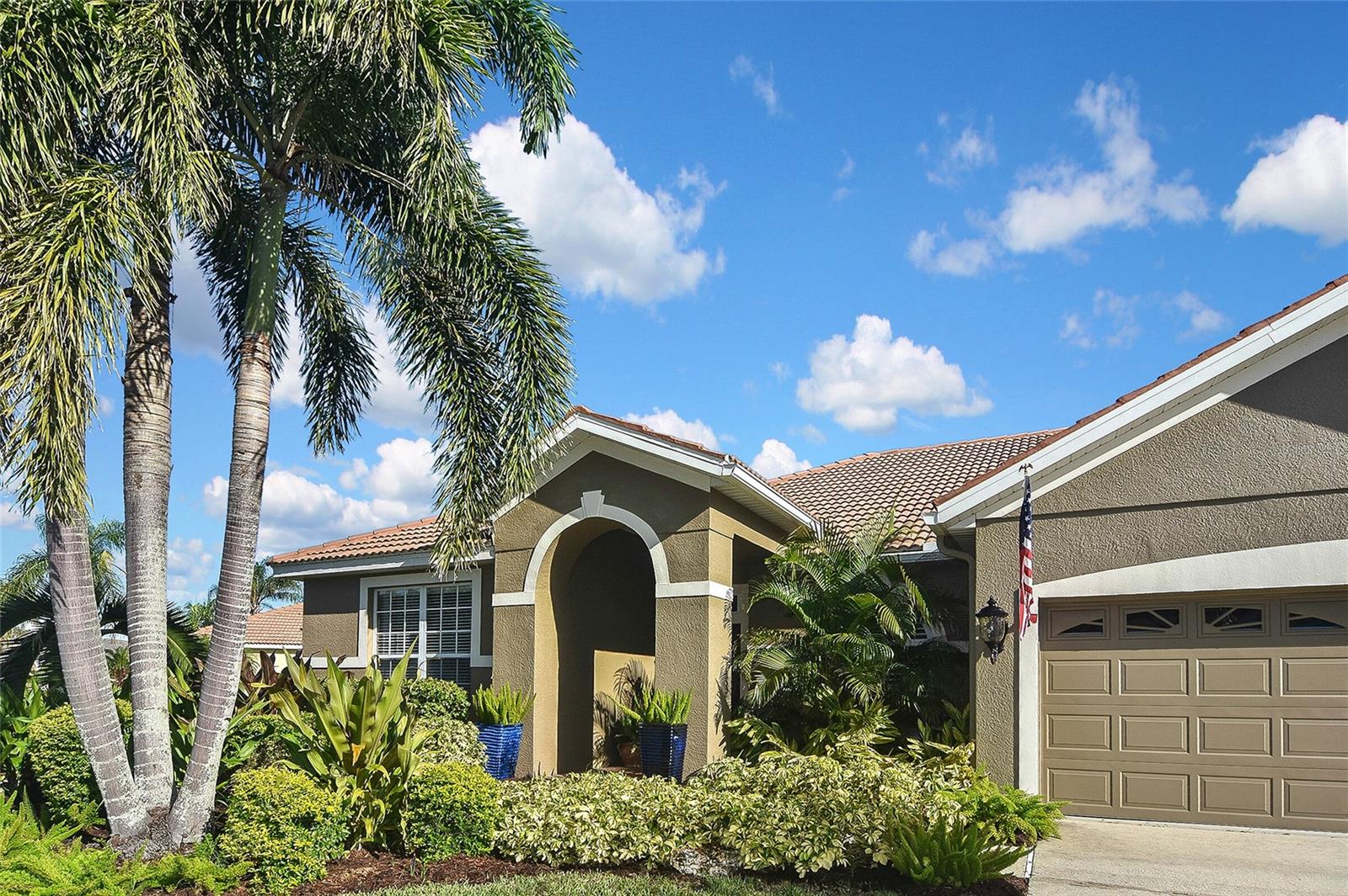 1711 PINYON PINE DRIVE