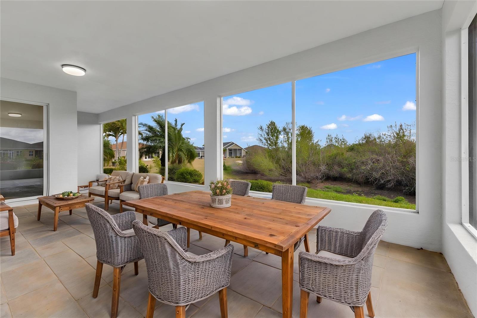 KINGS GATE PH 05 - Residential