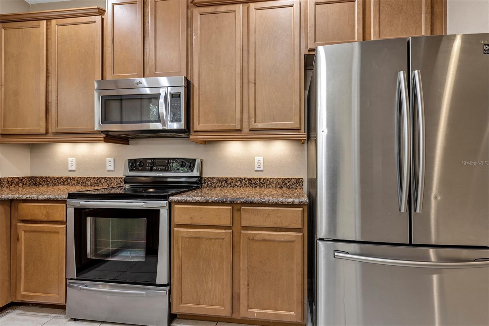 ISLES OF OVIEDO - Residential Lease