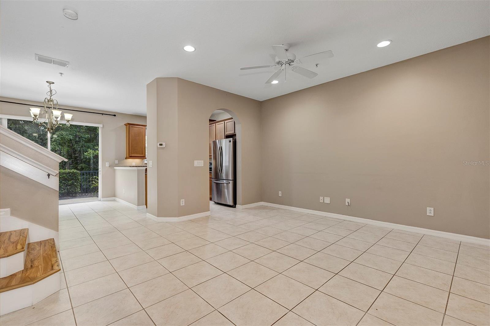 ISLES OF OVIEDO - Residential Lease