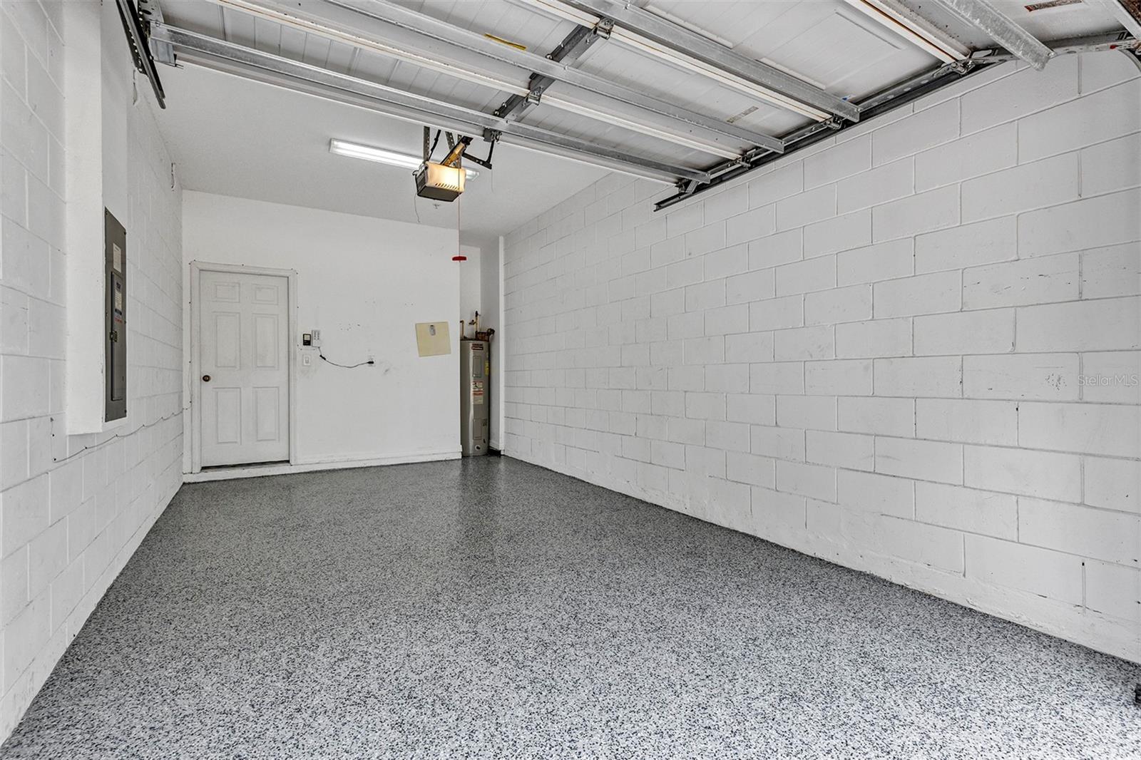ISLES OF OVIEDO - Residential Lease