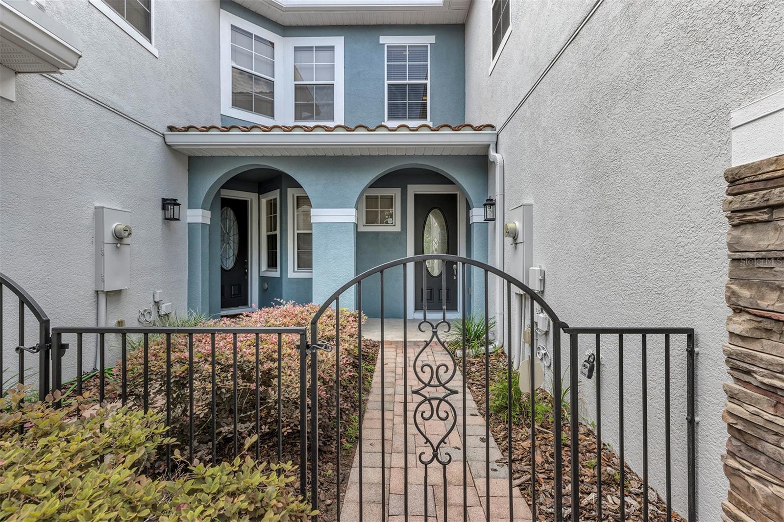 ISLES OF OVIEDO - Residential Lease