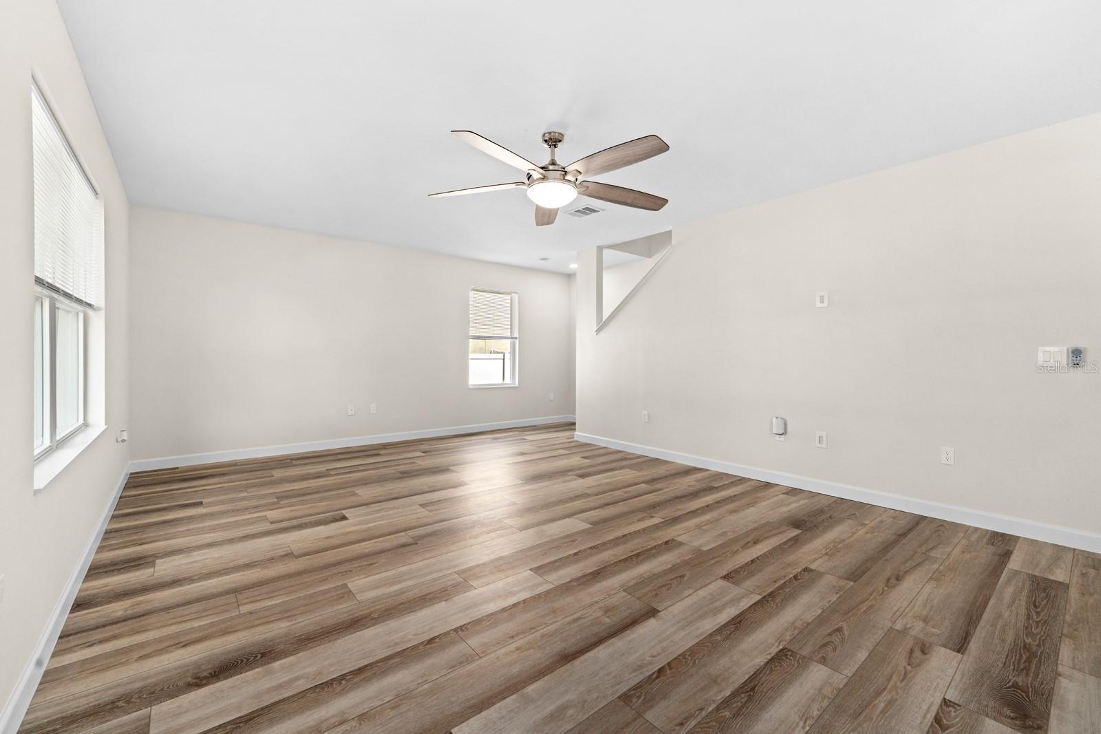 OAK RANCH - Residential