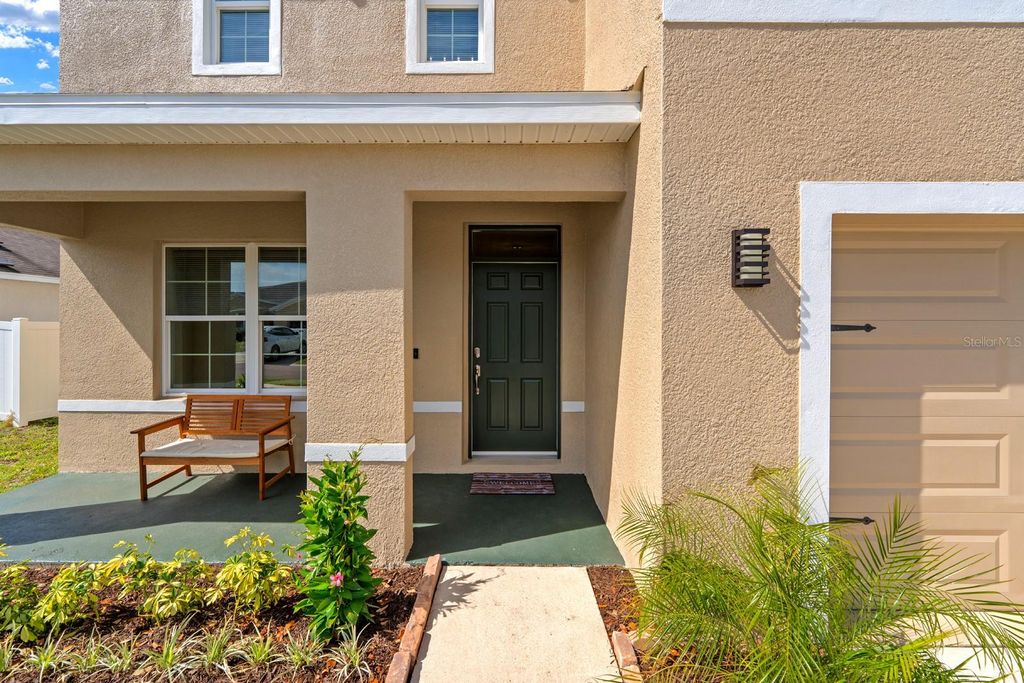 Photo of 9714 Oak Ranch Crescent Court, Thonotosassa, FL 33592 (MLS # TB8491978)