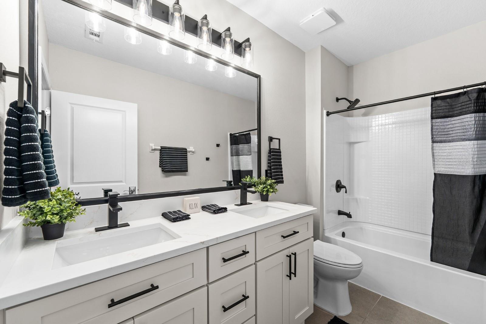 OAK RANCH - Residential