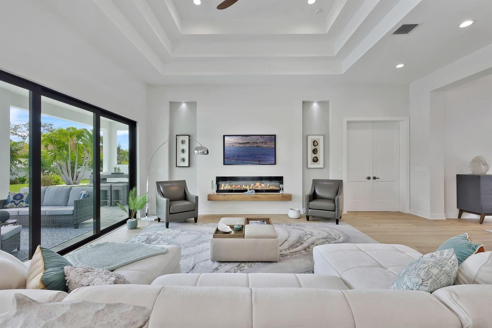 RIVERSIDE - Residential