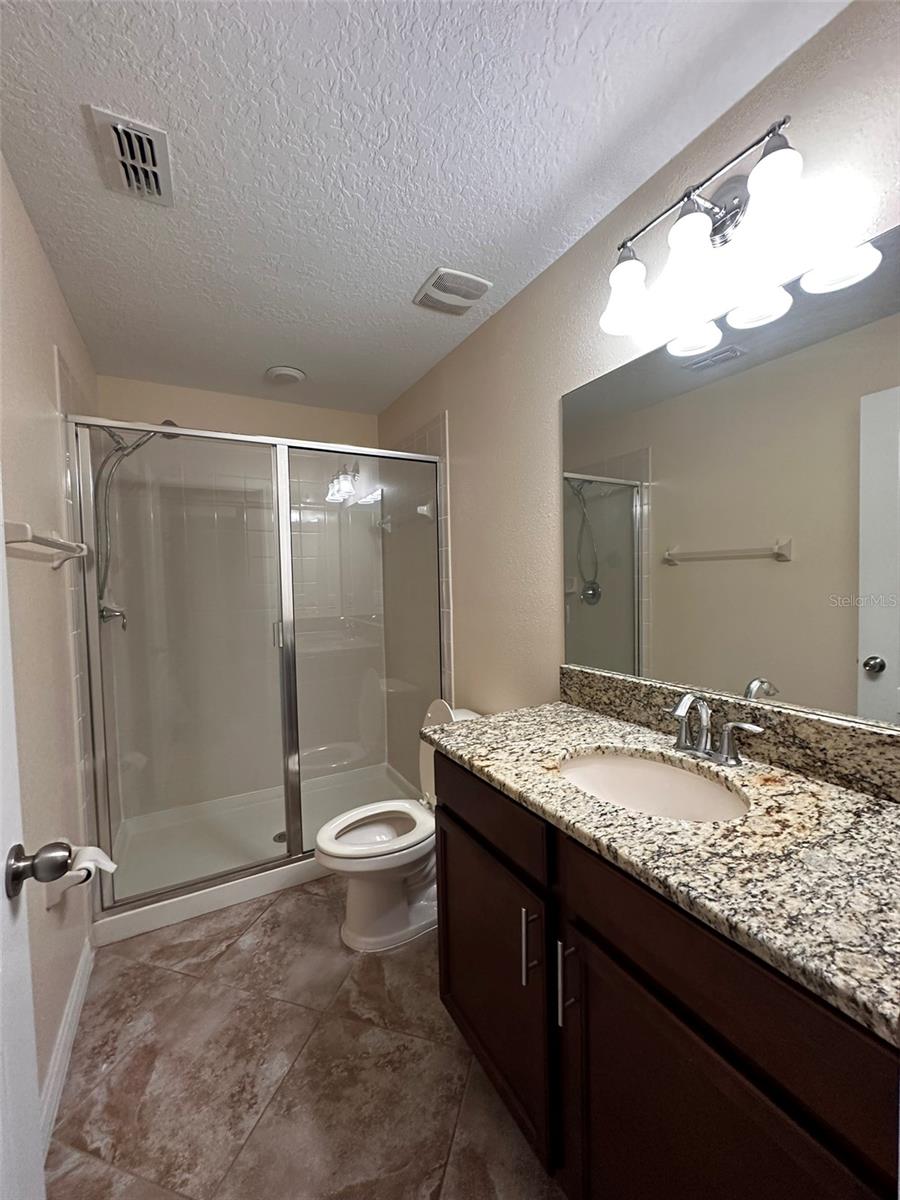 MEADOW POINTE IV PRCL I - Residential Lease