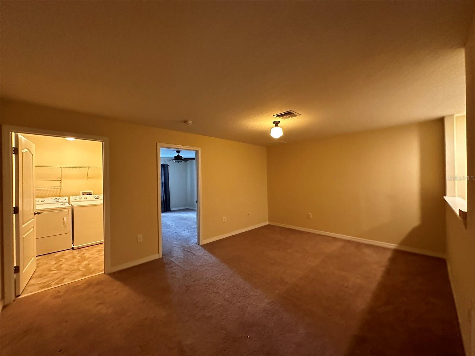 MEADOW POINTE IV PRCL I - Residential Lease