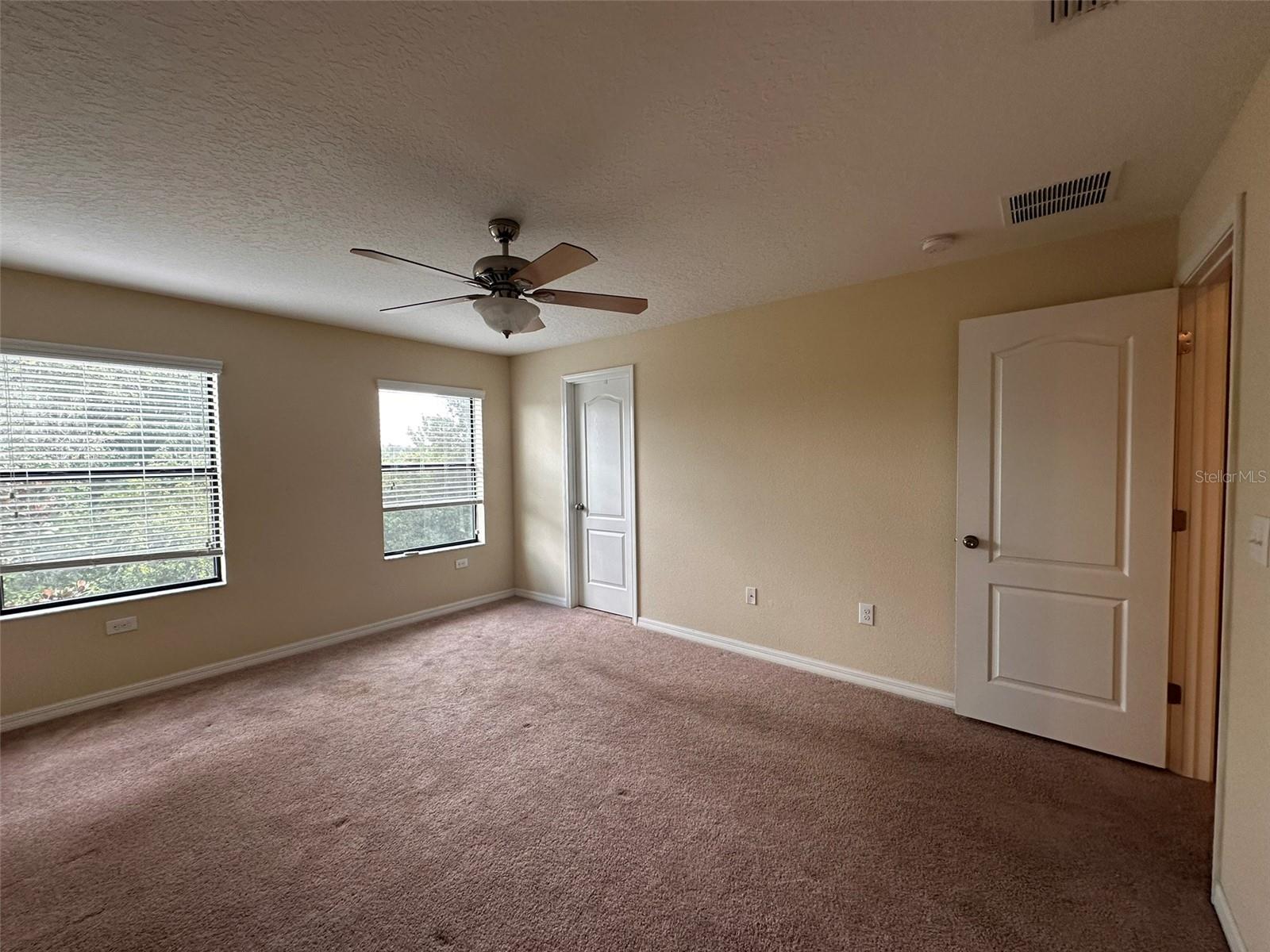 MEADOW POINTE IV PRCL I - Residential Lease