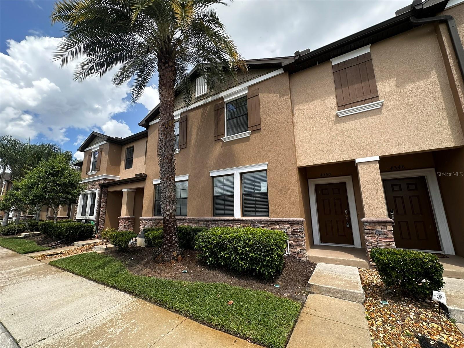 MEADOW POINTE IV PRCL I - Residential Lease