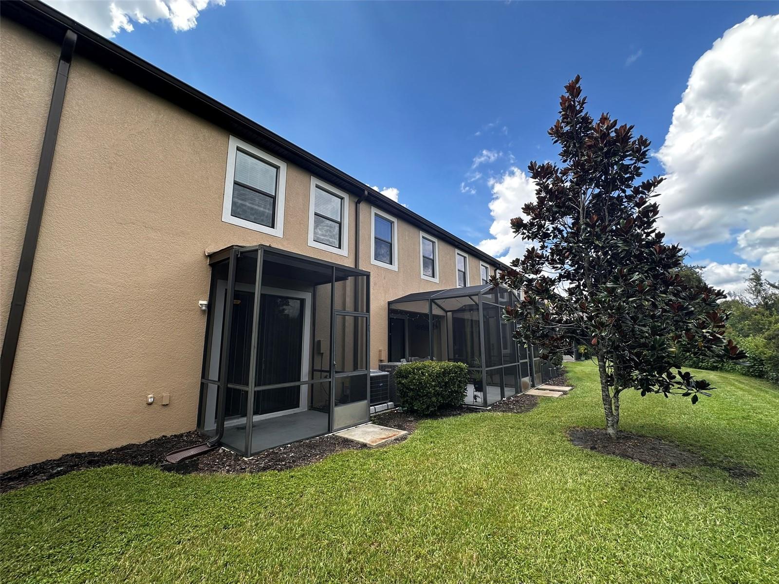 MEADOW POINTE IV PRCL I - Residential Lease