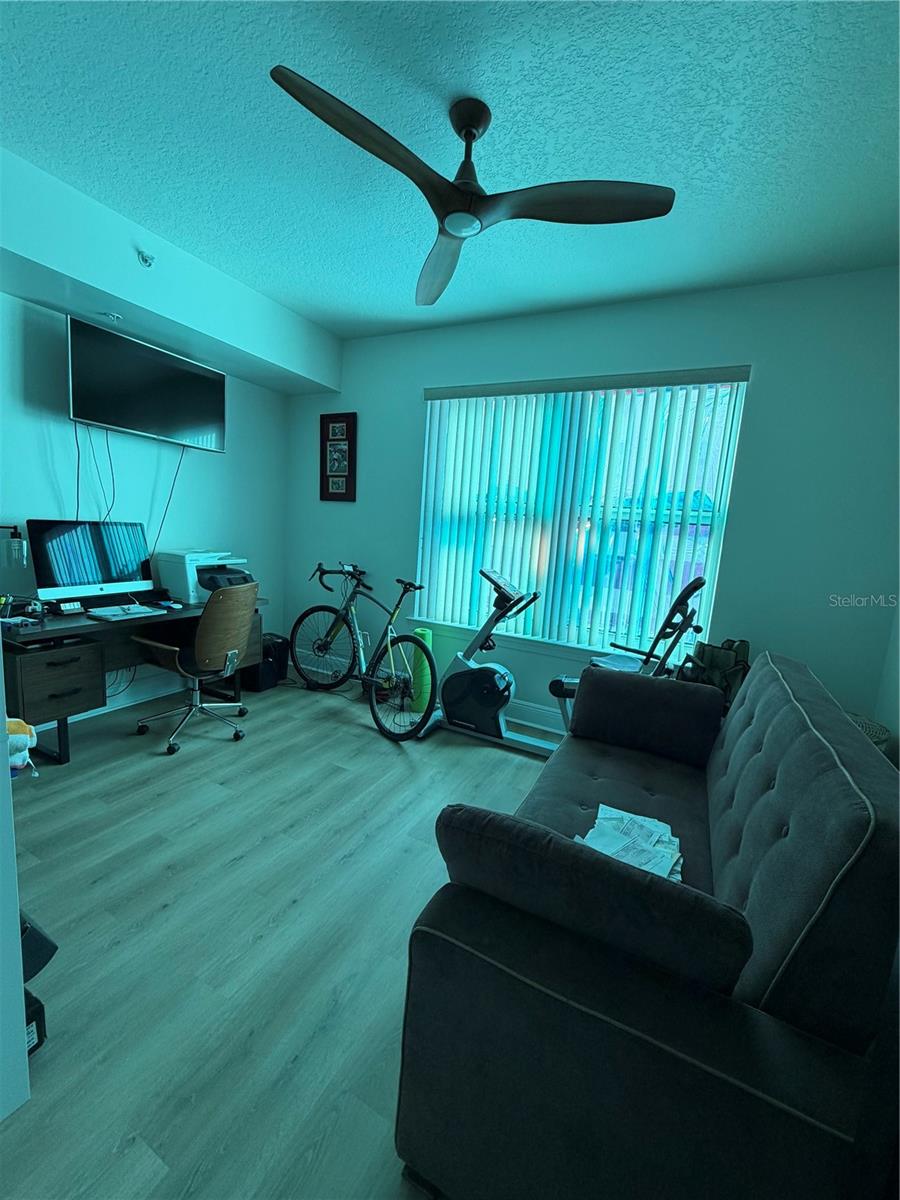 VENTANA A CONDO - Residential