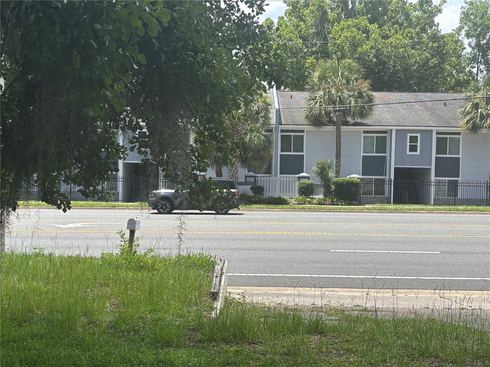 1110 NW 39TH AVENUE