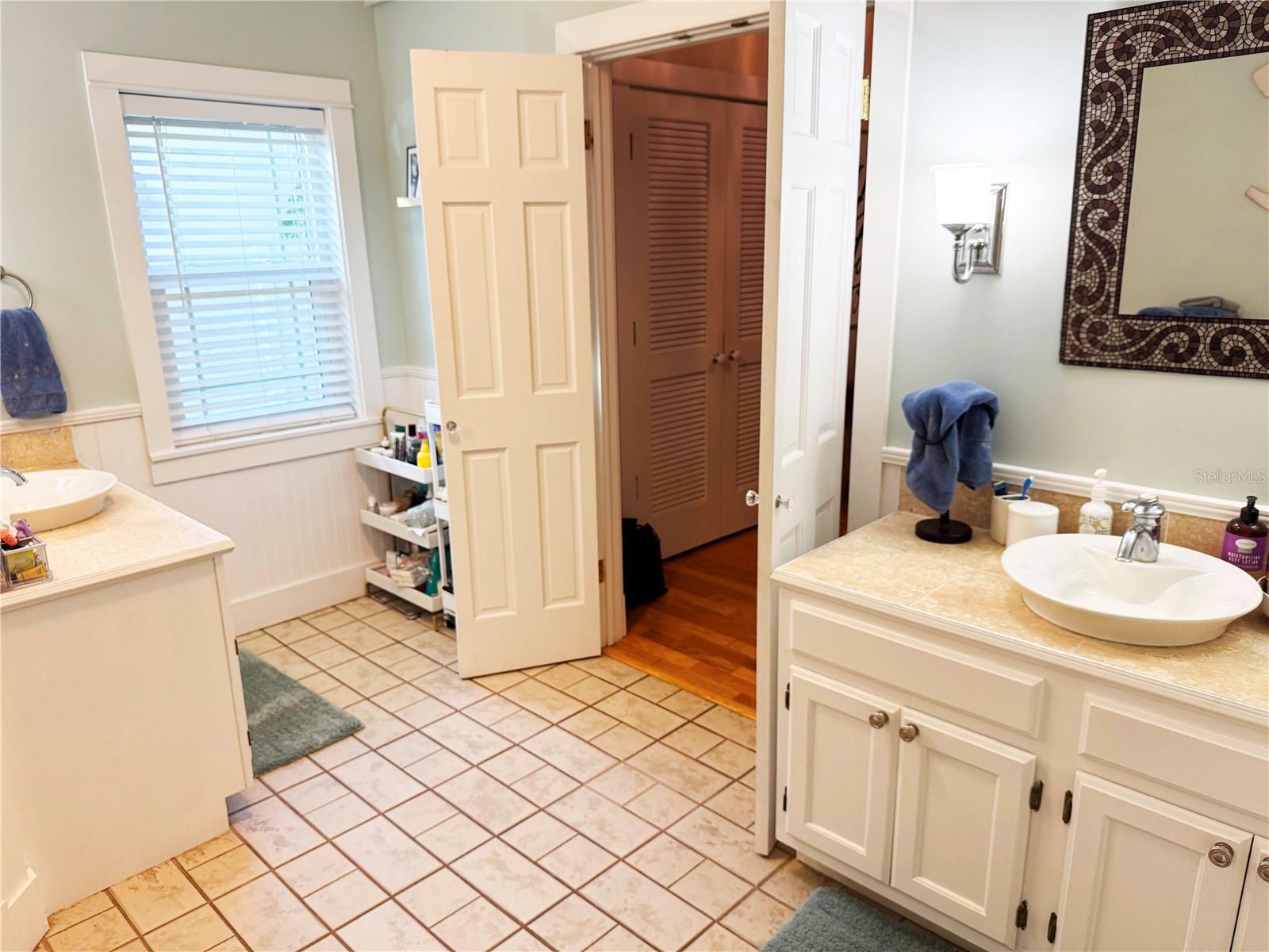 MARYLAND MANOR 2ND UNIT - Residential