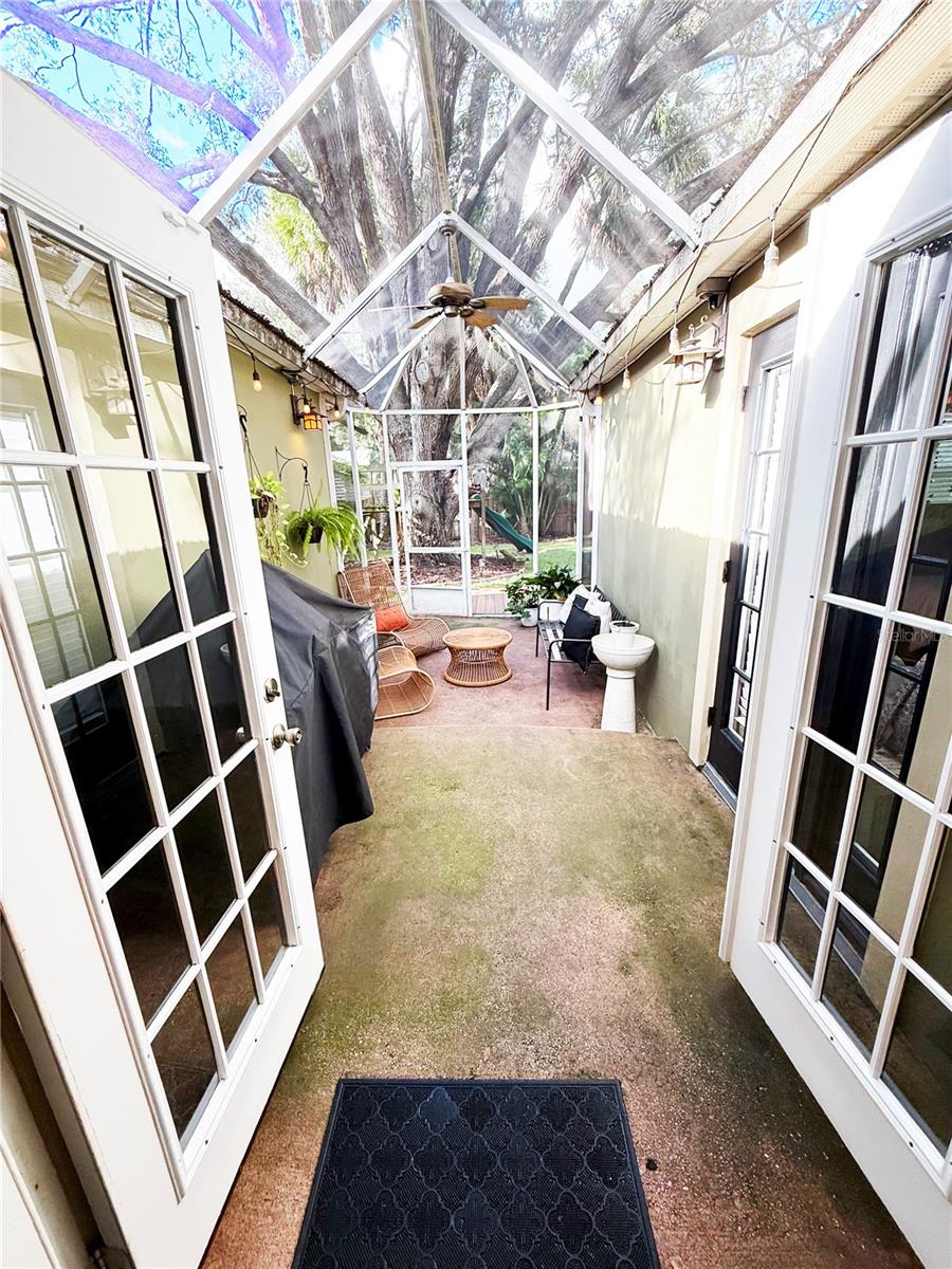 MARYLAND MANOR 2ND UNIT - Residential