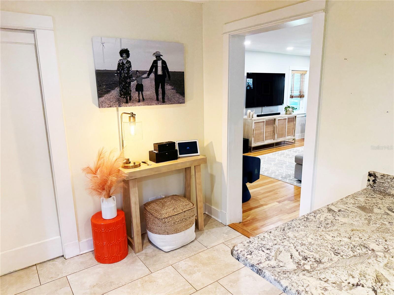 MARYLAND MANOR 2ND UNIT - Residential