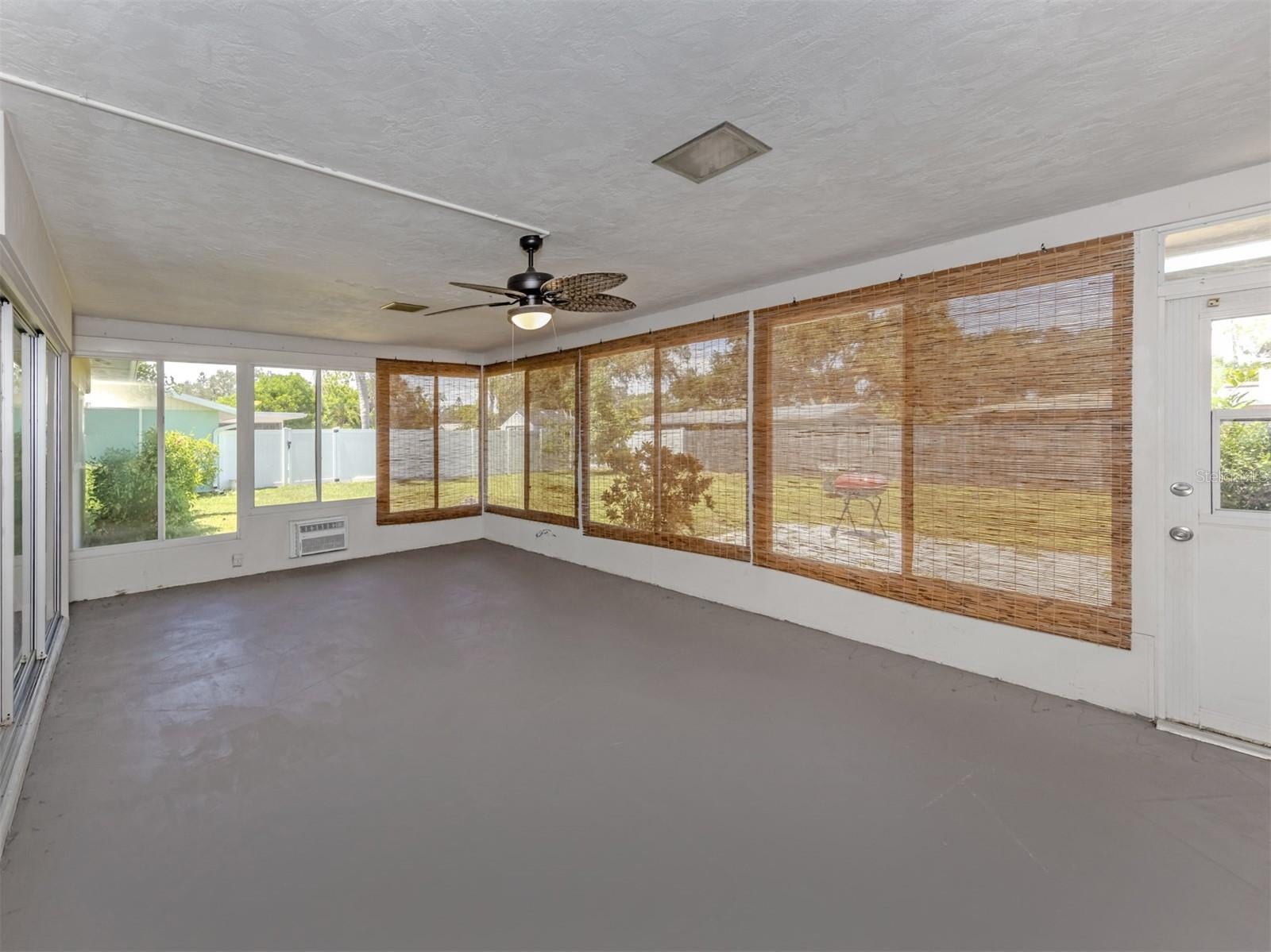 2161 INNER CASS CIRCLE
