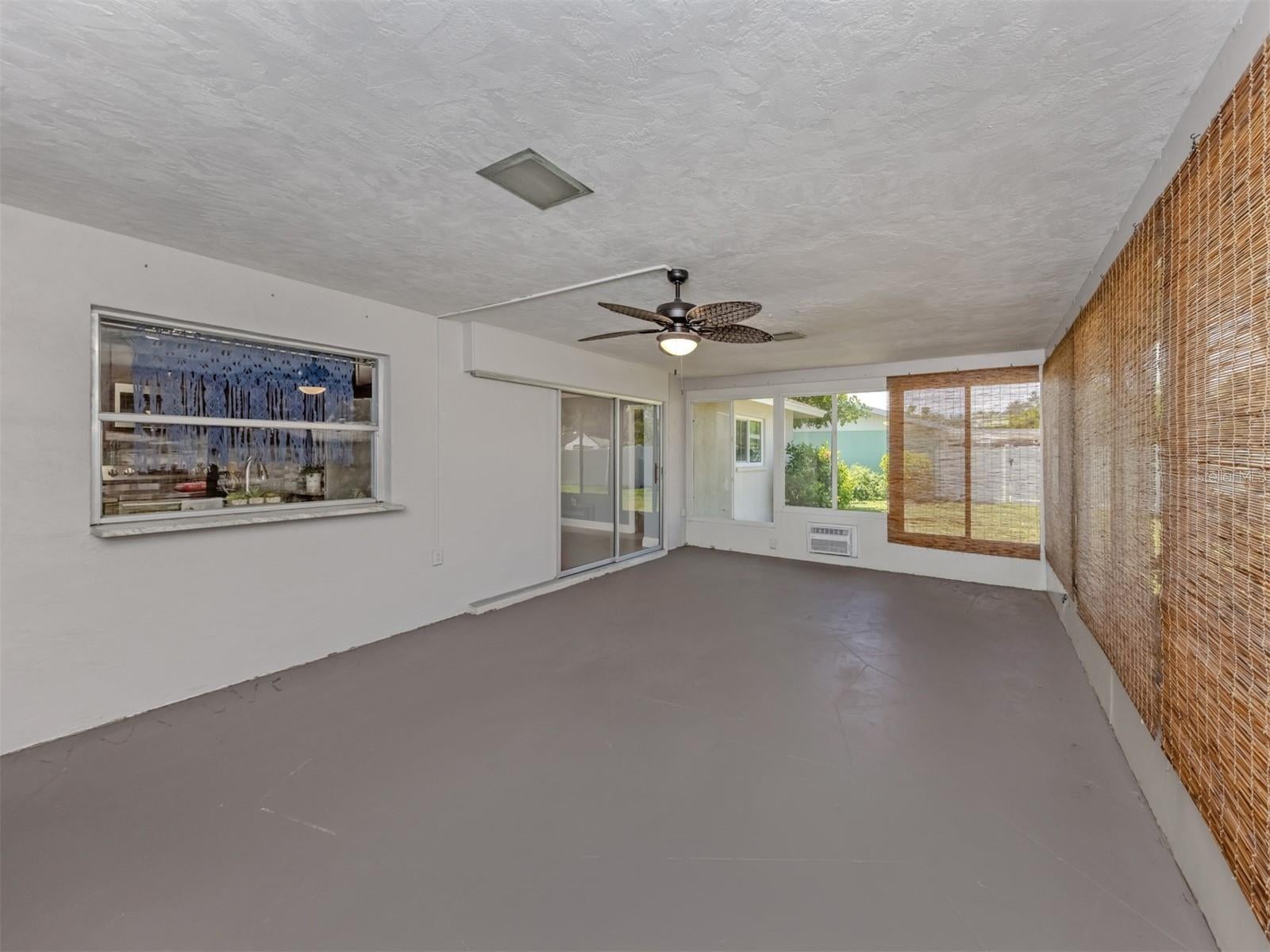 2161 INNER CASS CIRCLE
