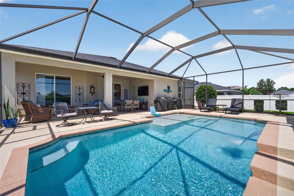 Photo of 8973 SE 43rd Avenue, Ocala, FL 34480 (MLS # OM732327)