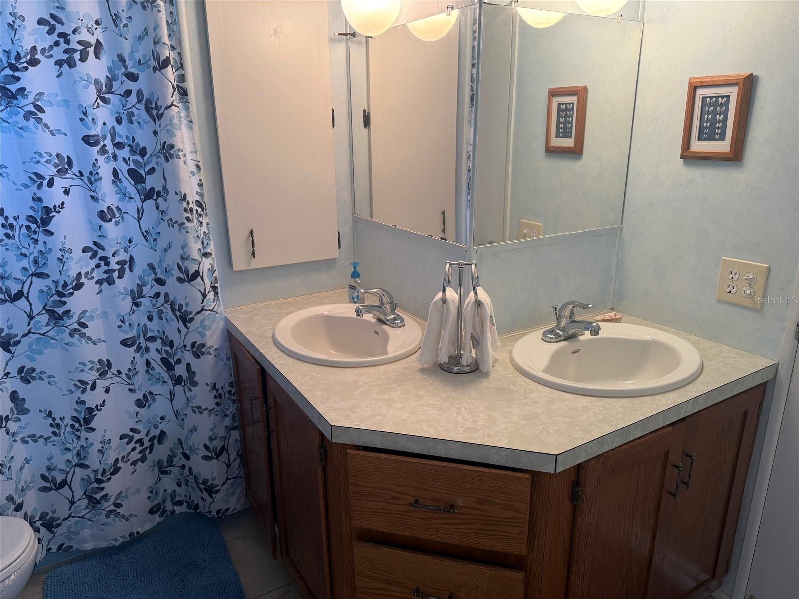 JAPANESE GARDENS MHP - Residential