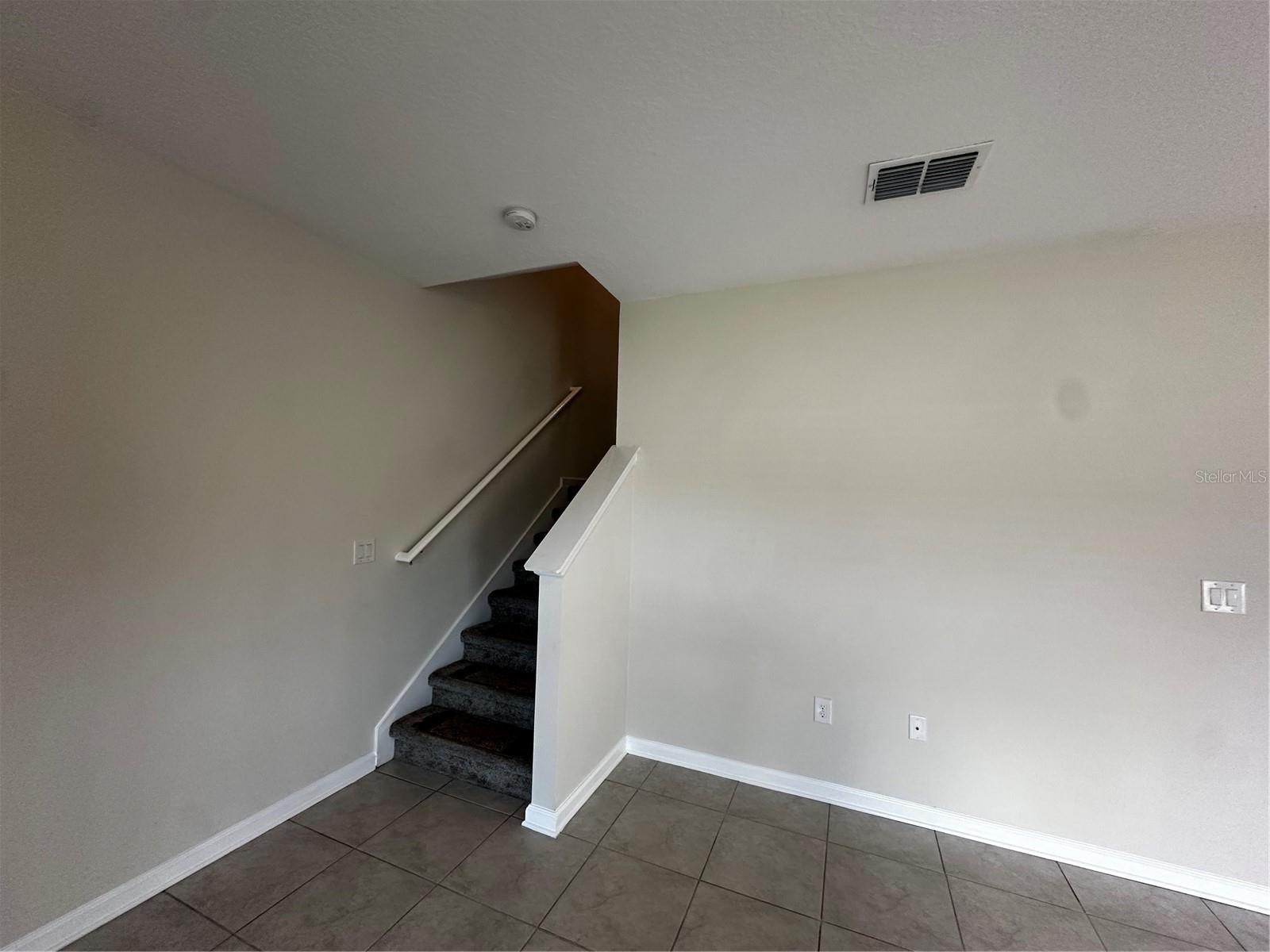 GREATER LAKES PH 4 - Residential Lease
