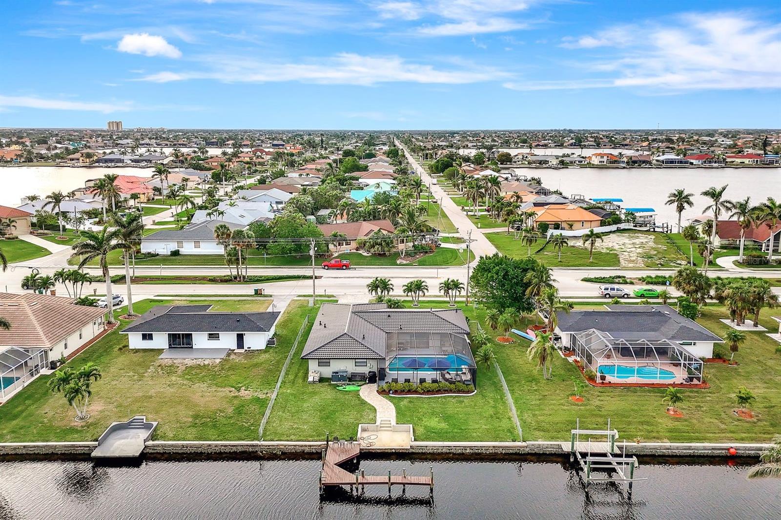 CAPE CORAL - Residential