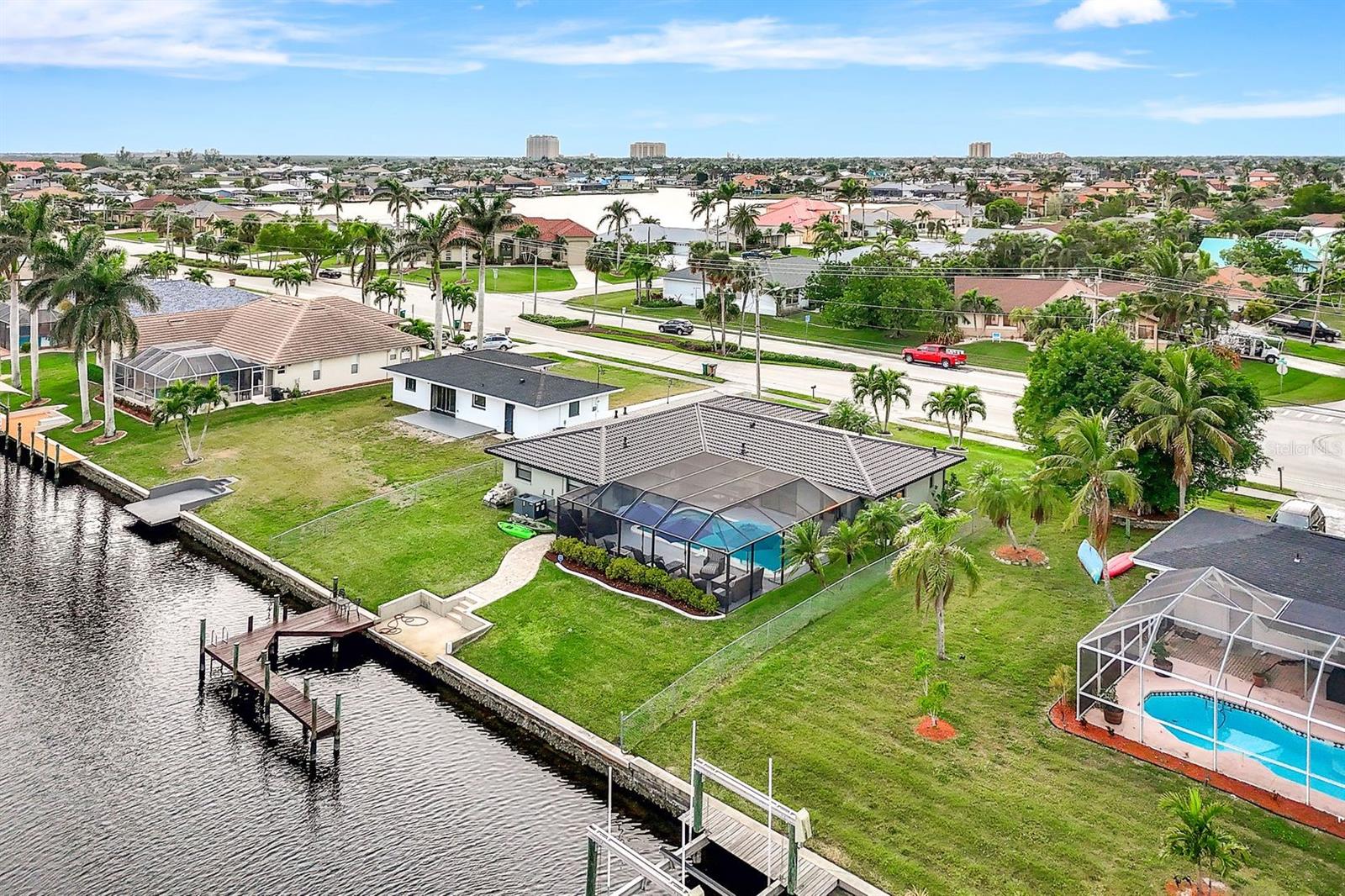 CAPE CORAL - Residential