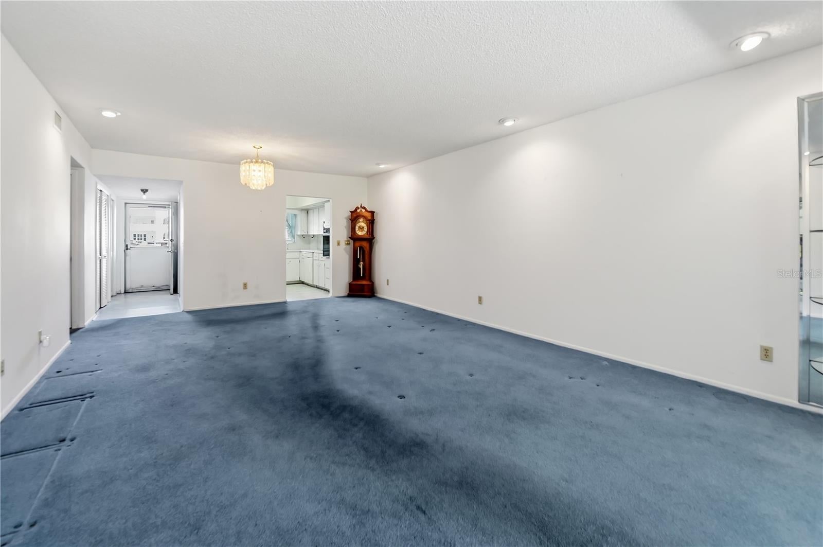 2255 PHILIPPINE DRIVE 19