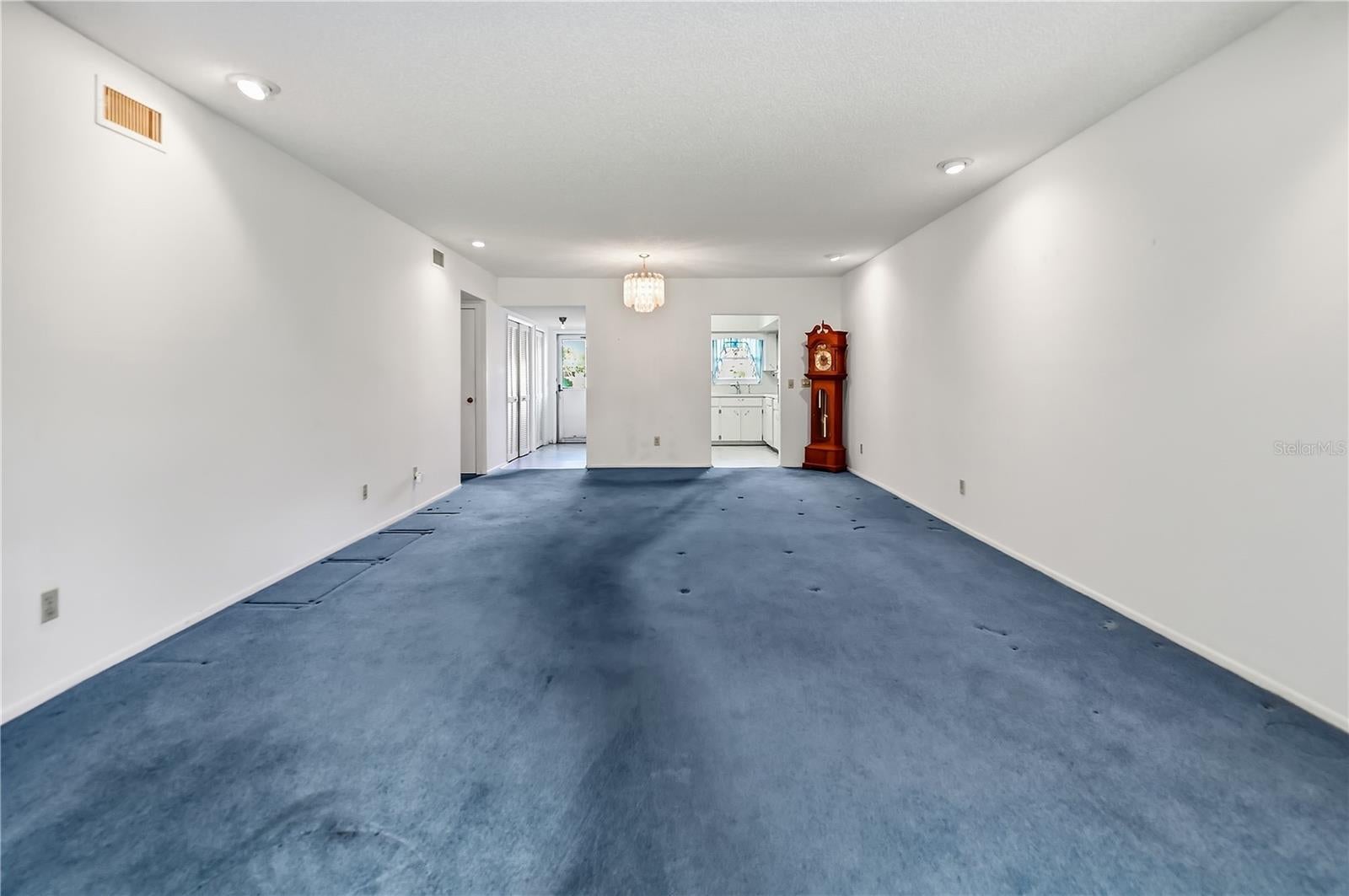 2255 PHILIPPINE DRIVE 19