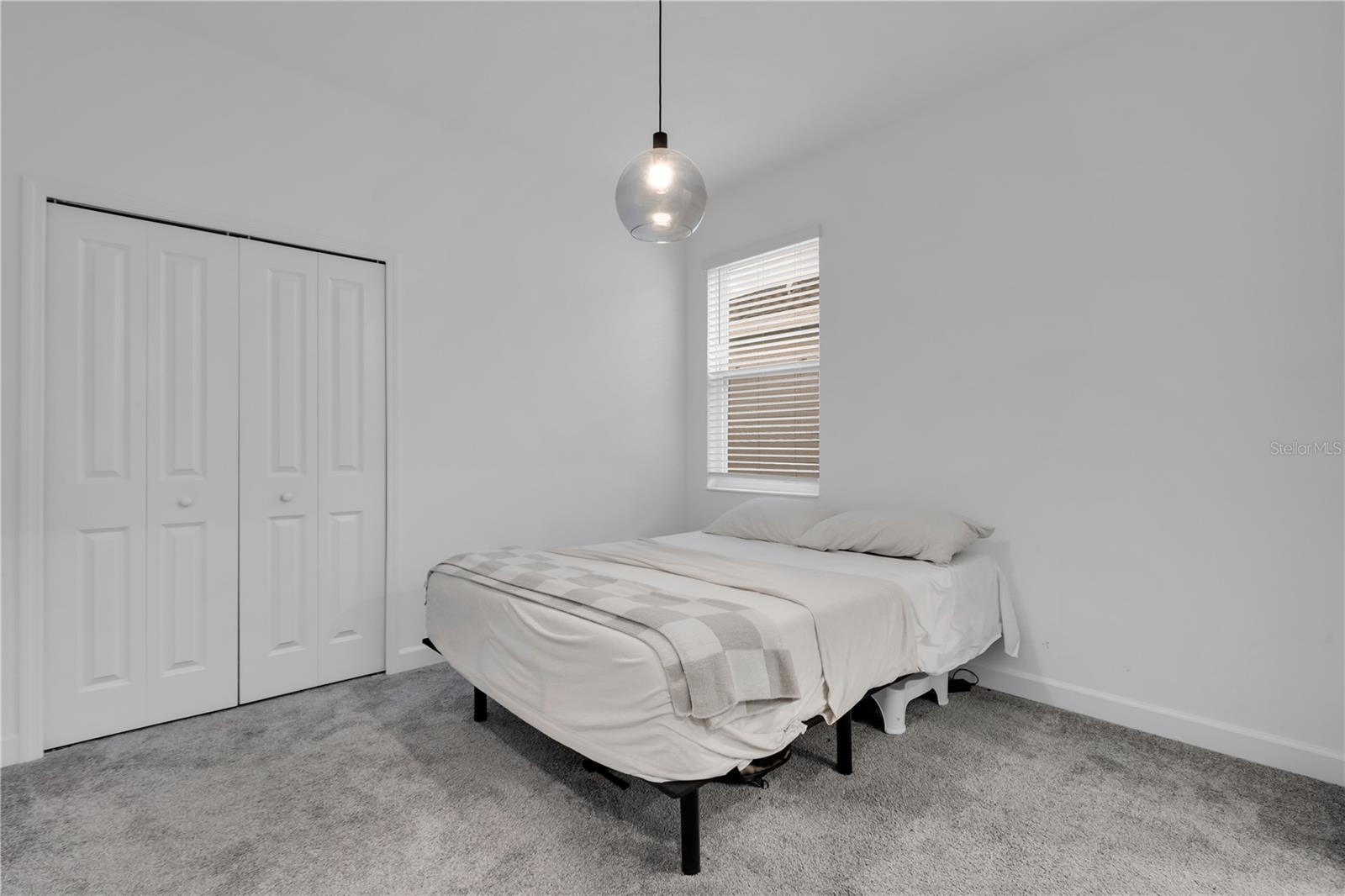 CAMDEN PK/PROVIDENCE PH 4 - Residential Lease