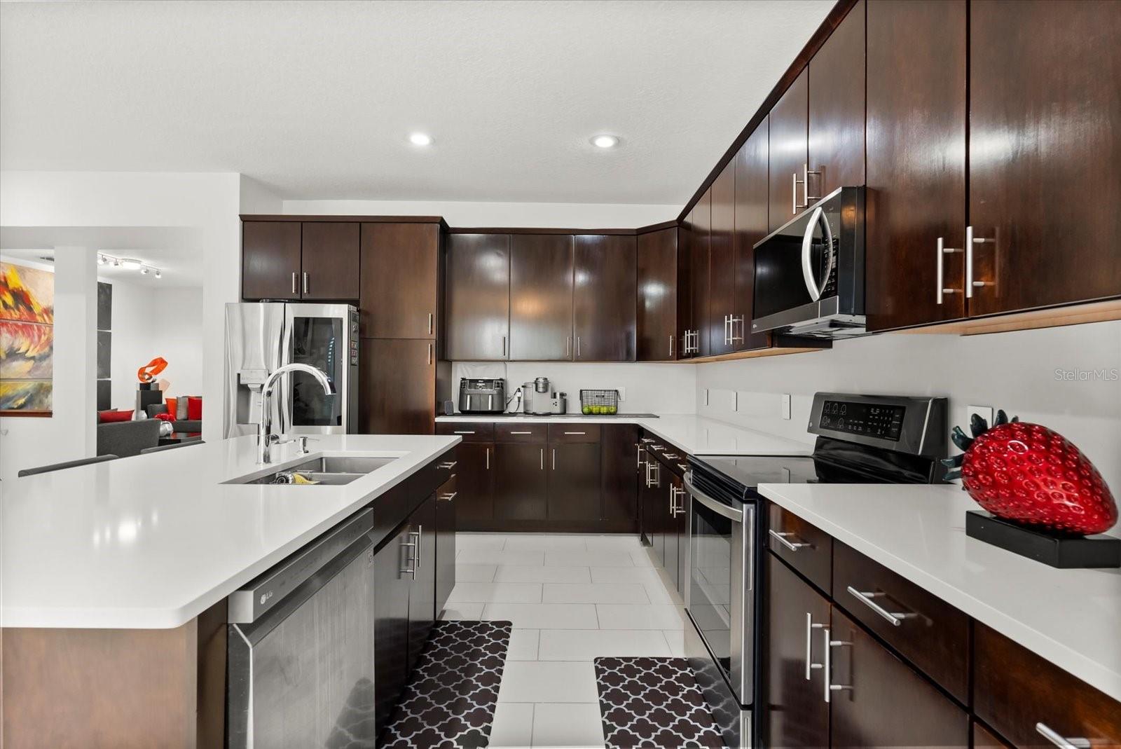 EAGLE CRK PH 01A - Residential Lease