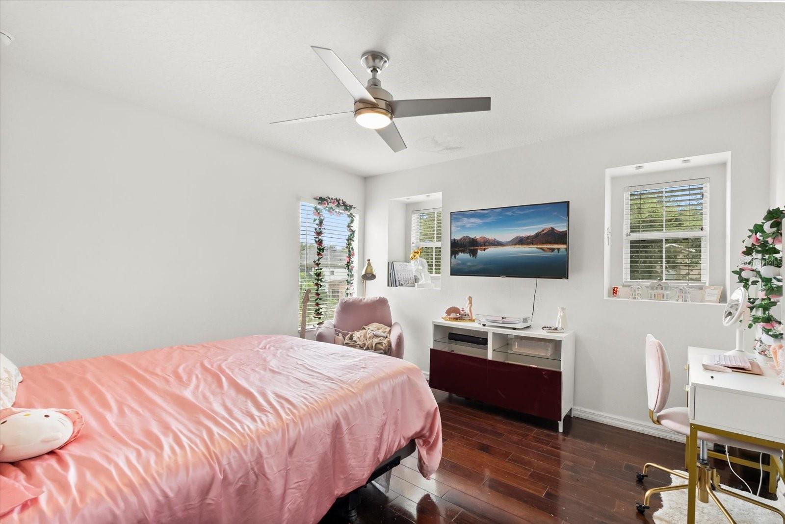 EAGLE CRK PH 01A - Residential Lease