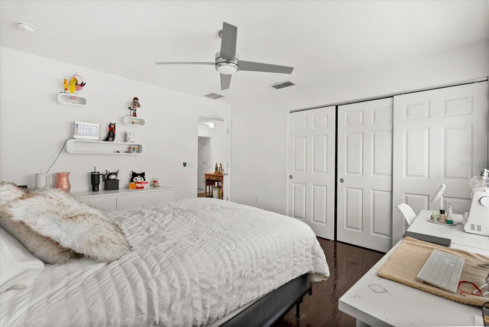 EAGLE CRK PH 01A - Residential Lease