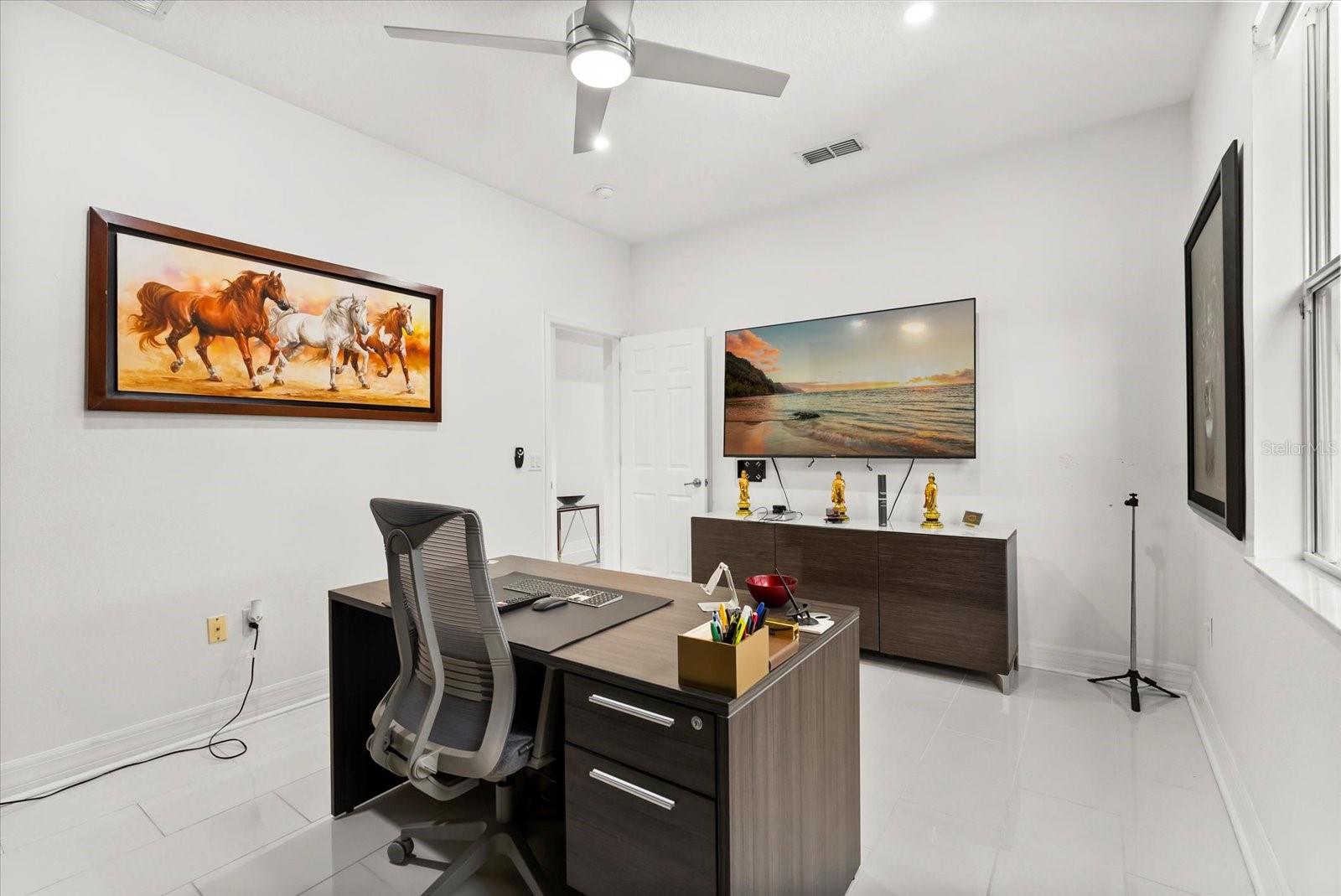 EAGLE CRK PH 01A - Residential Lease